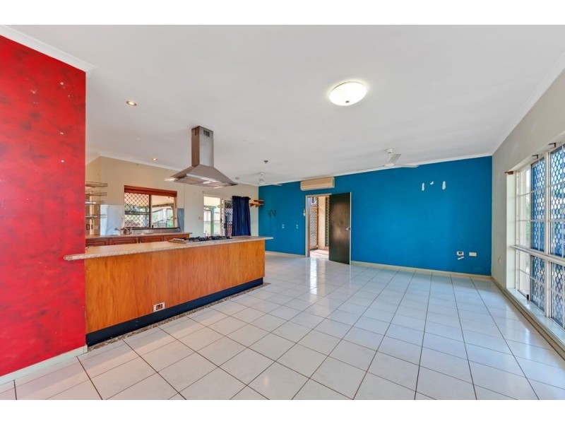 6 Dorunda Street, Mount Sheridan QLD 4868