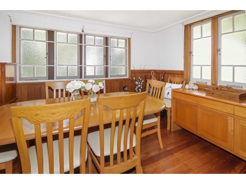 307 Pease Street, Edge Hill QLD 4870