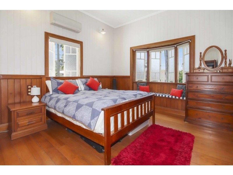 307 Pease Street, Edge Hill QLD 4870