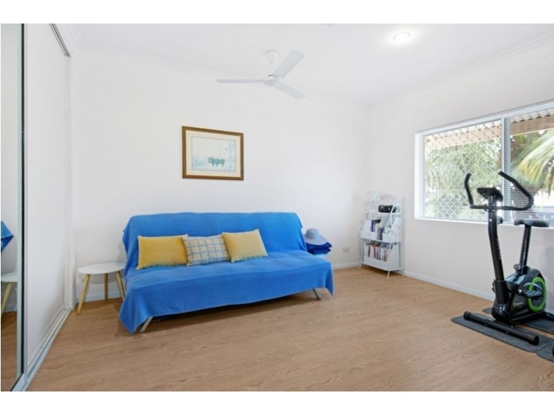 20/34-40 Lily Street, Cairns North QLD 4870