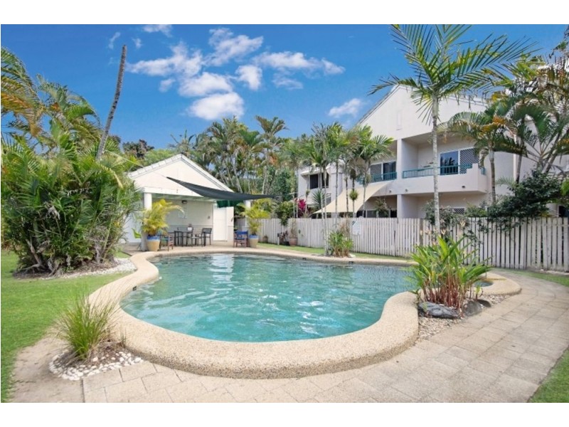 20/34-40 Lily Street, Cairns North QLD 4870