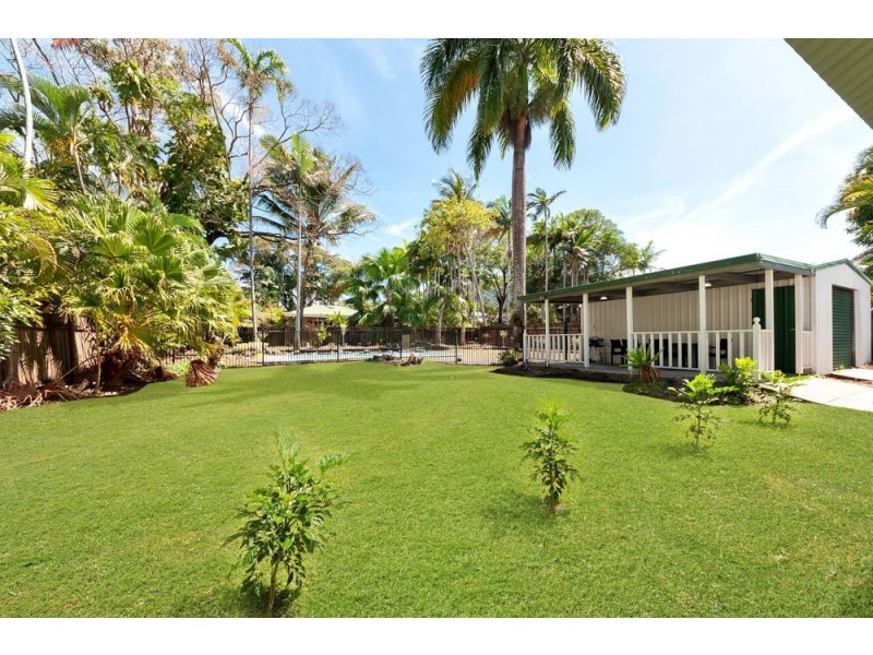 20 Hudson Street, Whitfield QLD 4870