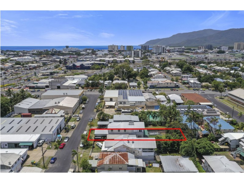 13 Victoria Street, Parramatta Park QLD 4870