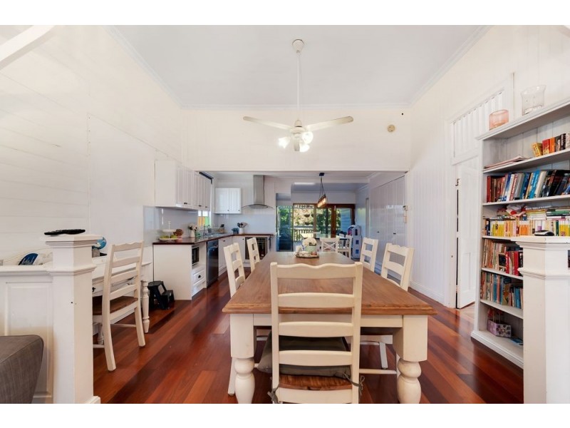 13 Victoria Street, Parramatta Park QLD 4870