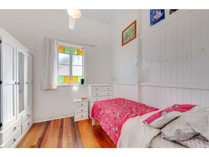 13 Victoria Street, Parramatta Park QLD 4870