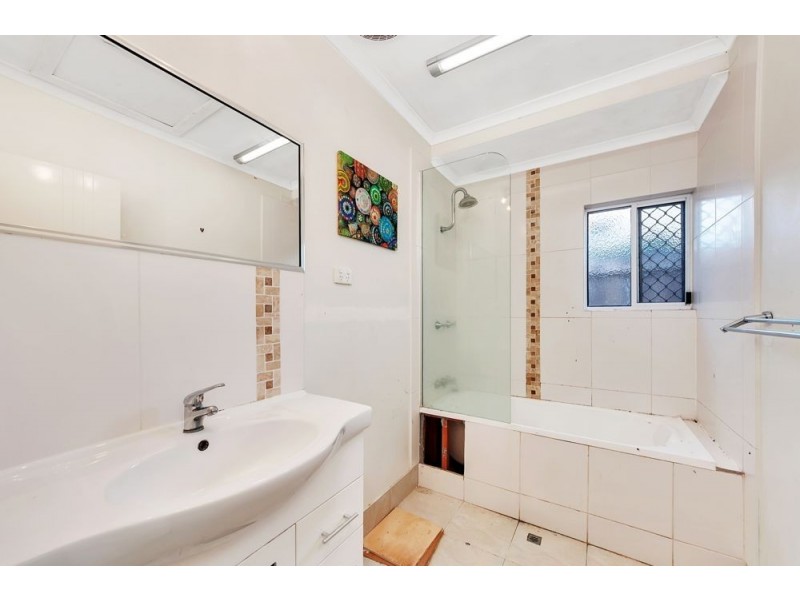 23 Bathurst Drive, Bentley Park QLD 4869