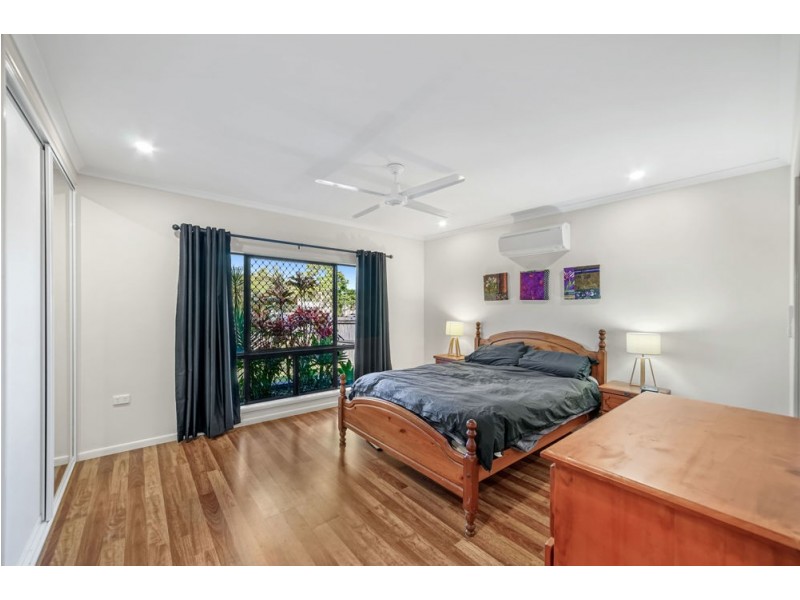 15 Royal Saxon Close, Mount Sheridan QLD 4868
