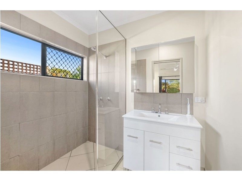 15 Royal Saxon Close, Mount Sheridan QLD 4868