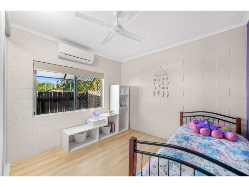 15 Royal Saxon Close, Mount Sheridan QLD 4868