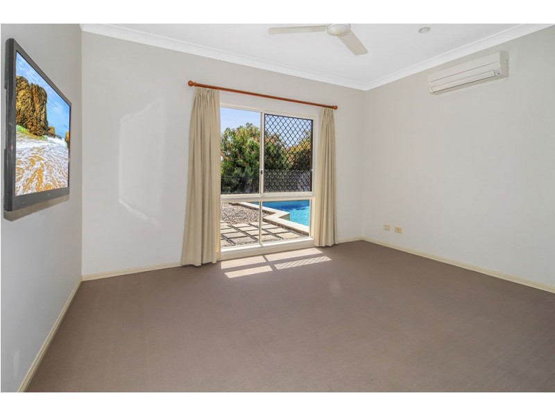 6 Elphinstone Street, Kanimbla QLD 4870