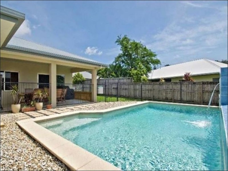 6 Elphinstone Street, Kanimbla QLD 4870