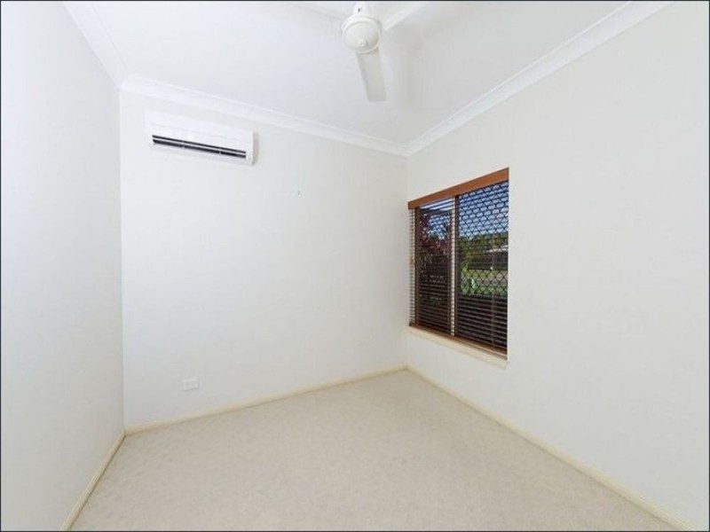 6 Elphinstone Street, Kanimbla QLD 4870