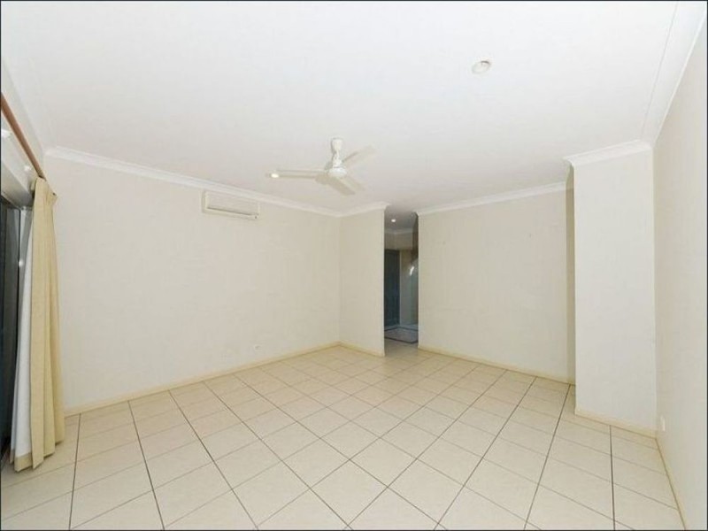 6 Elphinstone Street, Kanimbla QLD 4870