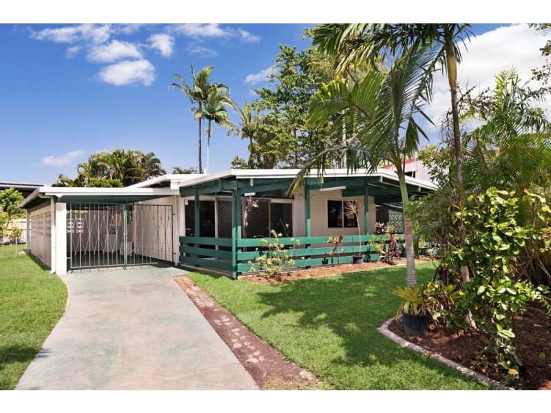 185 Greenslopes Street, Edge Hill QLD 4870