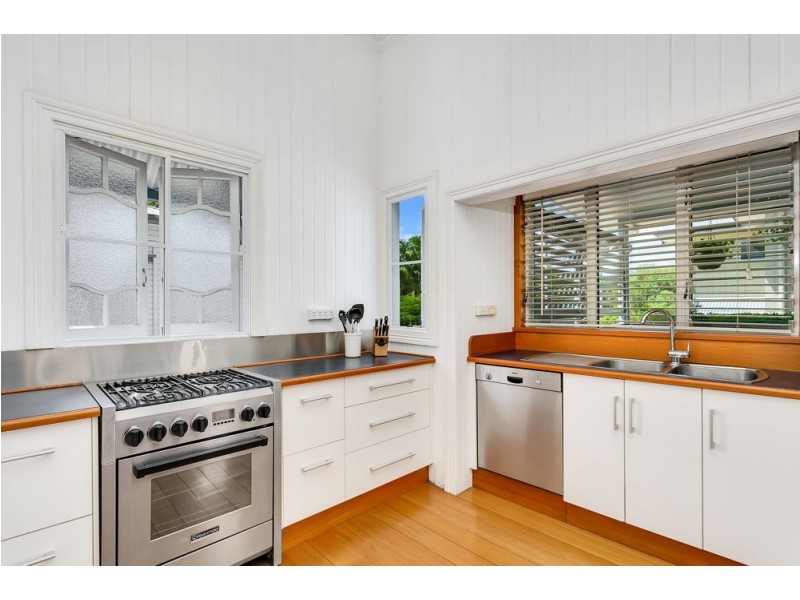 29 Cairns Street, Cairns North QLD 4870