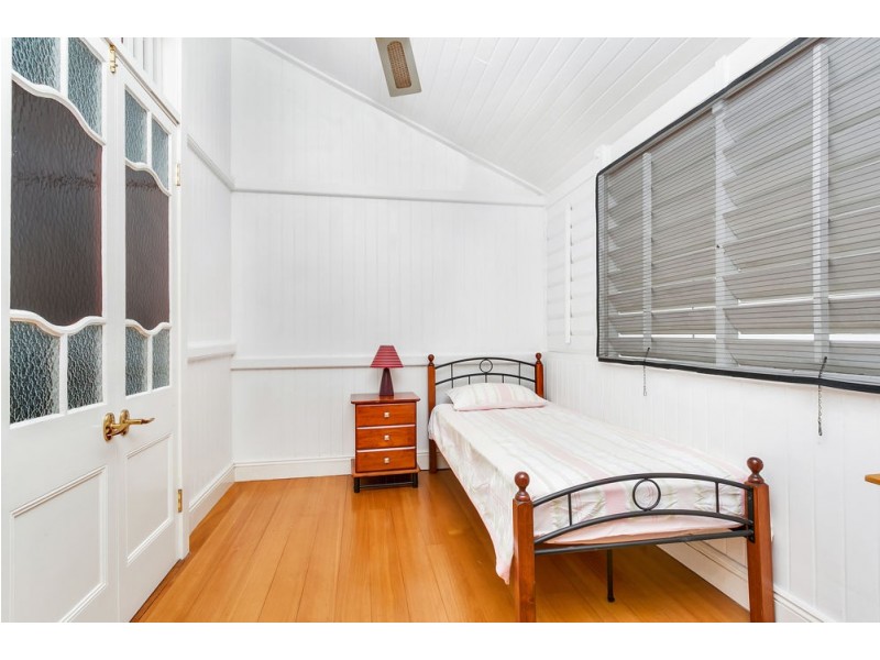 29 Cairns Street, Cairns North QLD 4870