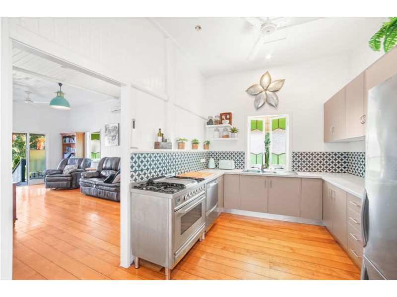 150 Martyn Street, Parramatta Park QLD 4870