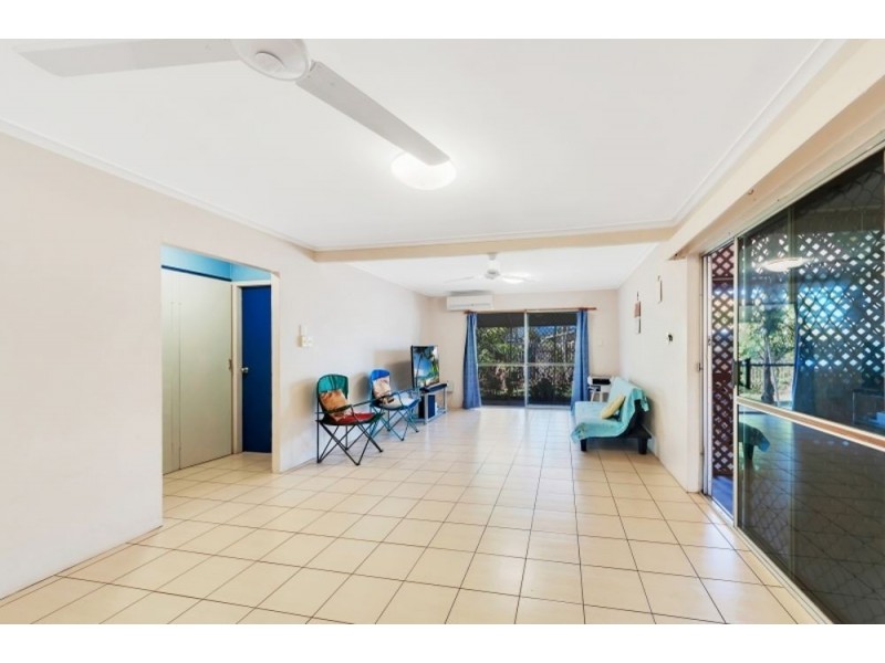 2/1 Kauri Street, Manoora QLD 4870