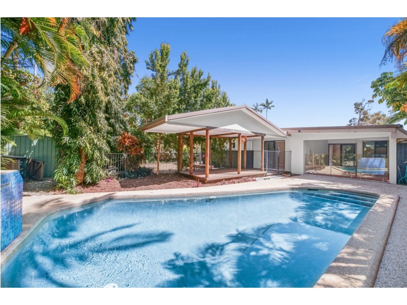 9 Derby Street, Yorkeys Knob QLD 4878