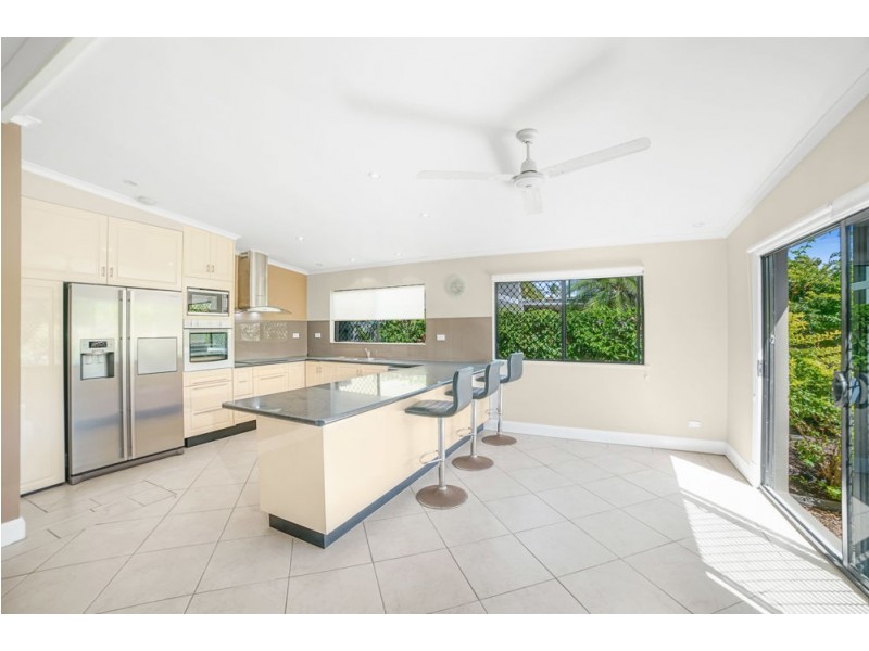 9 Derby Street, Yorkeys Knob QLD 4878