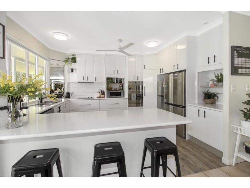 21-23 Robb Road, Redlynch QLD 4870
