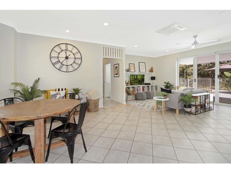 21-23 Robb Road, Redlynch QLD 4870