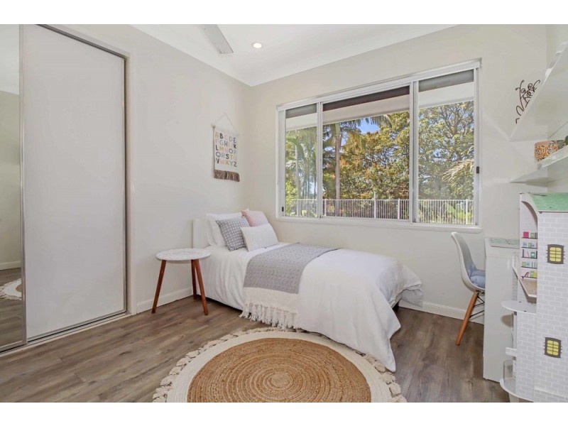 21-23 Robb Road, Redlynch QLD 4870