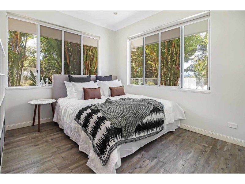 21-23 Robb Road, Redlynch QLD 4870