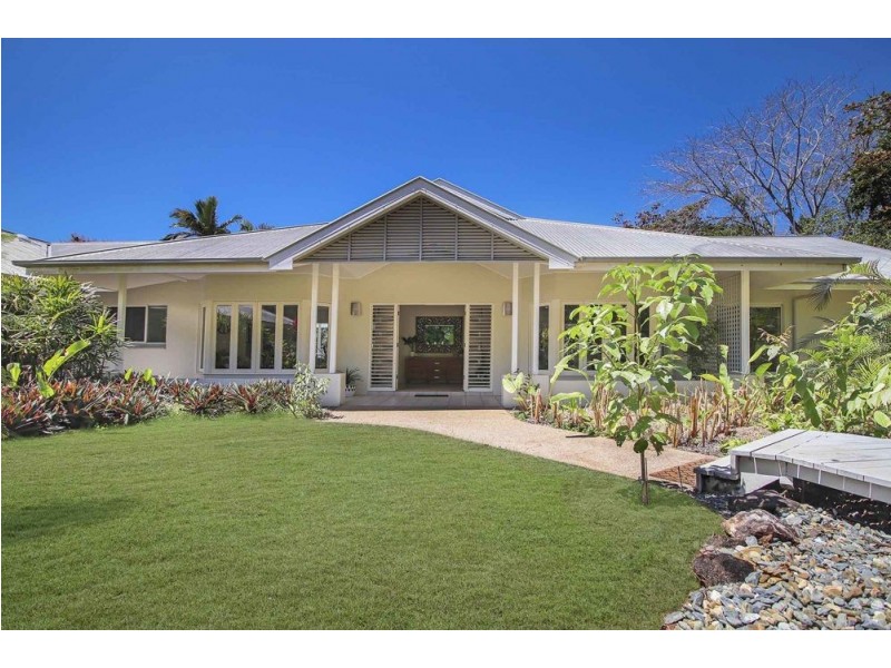 21-23 Robb Road, Redlynch QLD 4870