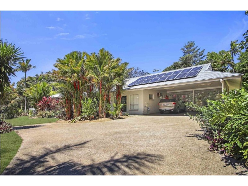 21-23 Robb Road, Redlynch QLD 4870