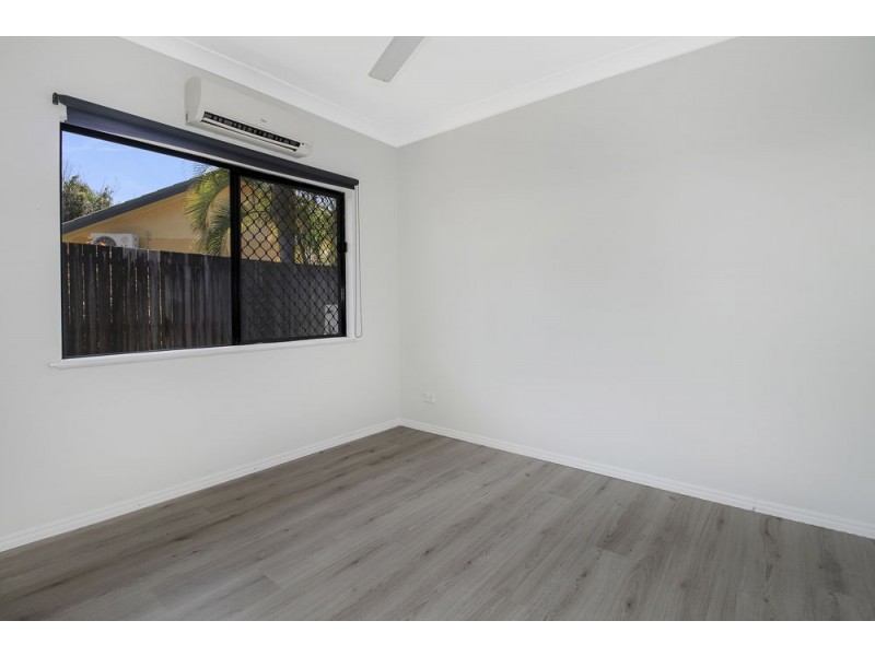 17 Ellis Close, Kewarra Beach QLD 4879
