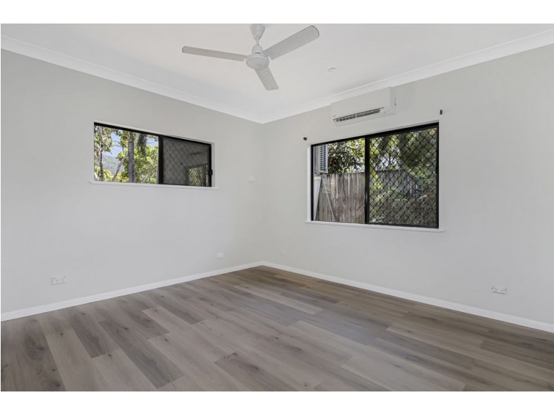 17 Ellis Close, Kewarra Beach QLD 4879