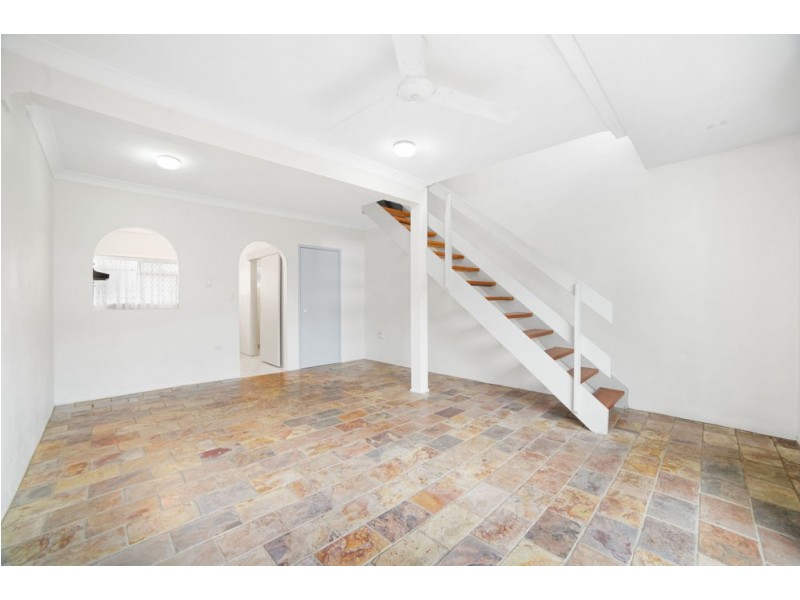 11/28-30 Fairweather Street, Yorkeys Knob QLD 4878
