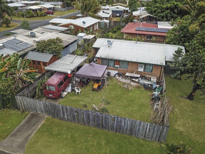 5 Fabris Street, Mooroobool QLD 4870