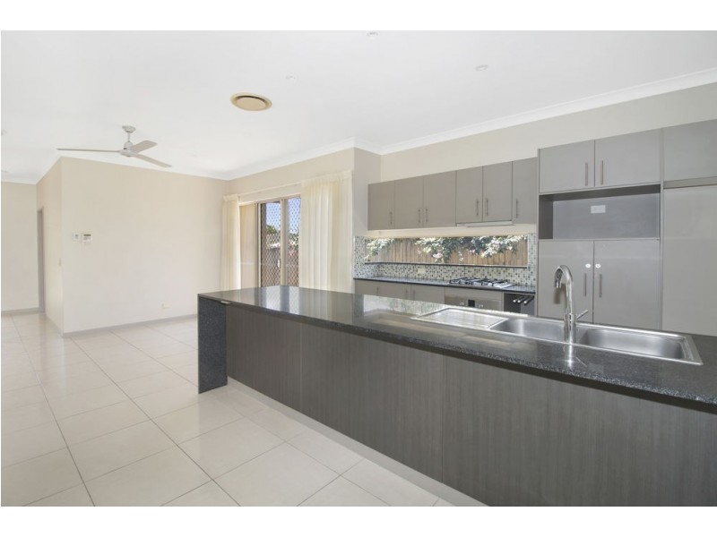 L9/2-12 Paradise Palms Drive, Kewarra Beach QLD 4879