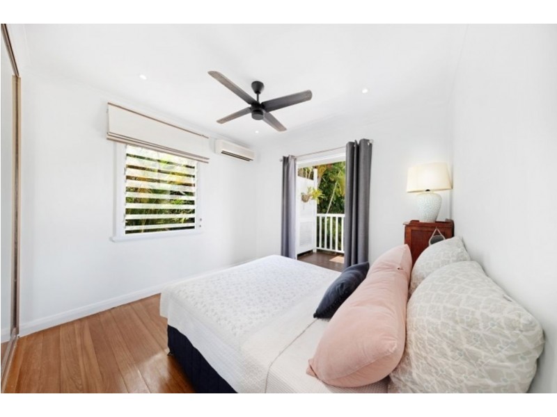 67 Hillview Crescent, Whitfield QLD 4870