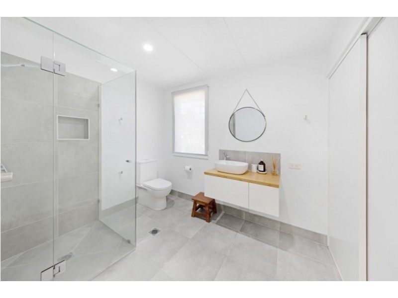 67 Hillview Crescent, Whitfield QLD 4870