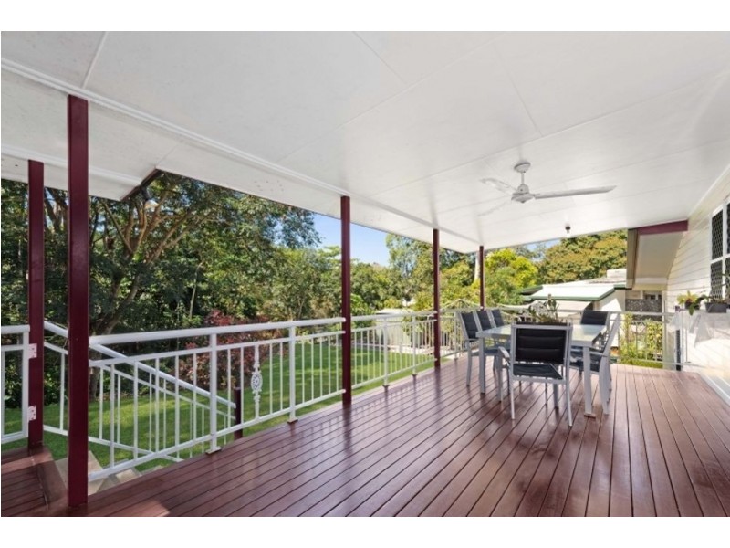 5 Crowley Close, Whitfield QLD 4870