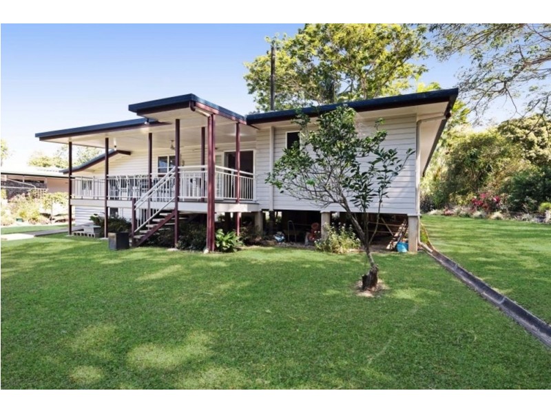 5 Crowley Close, Whitfield QLD 4870