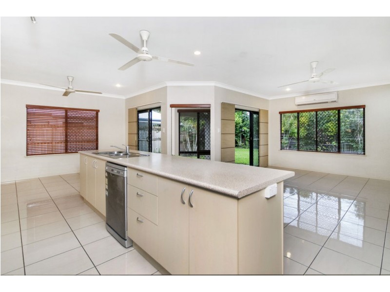 38 Mallicoola Crescent, Edmonton QLD 4869