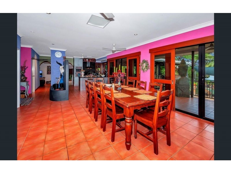 17-19 Robb Road, Redlynch QLD 4870