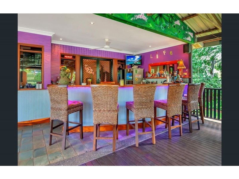 17-19 Robb Road, Redlynch QLD 4870
