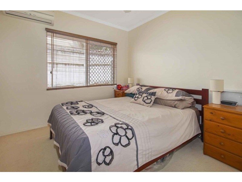2 Trumpeter Street, Kanimbla QLD 4870