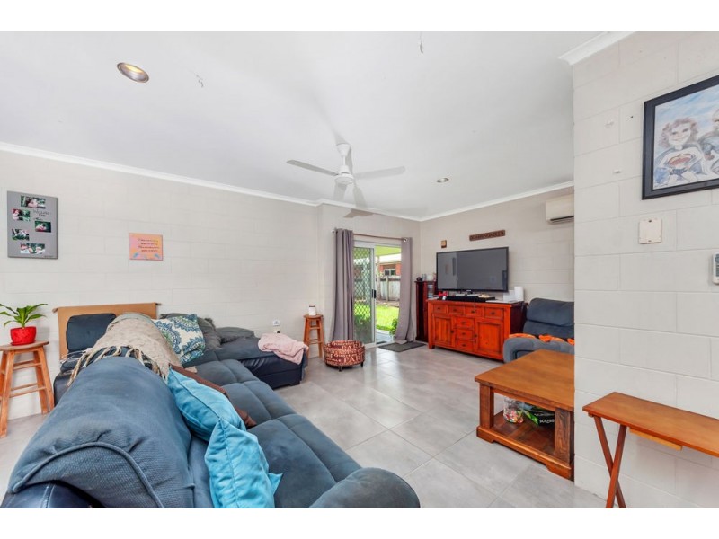 8 Coogee Close, Kewarra Beach QLD 4879