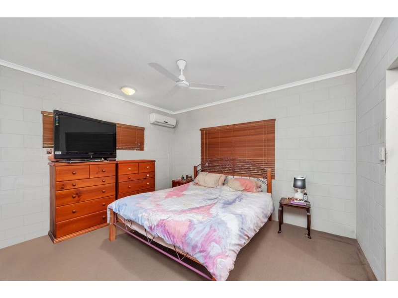 8 Coogee Close, Kewarra Beach QLD 4879
