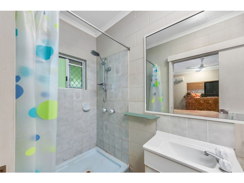 8 Coogee Close, Kewarra Beach QLD 4879