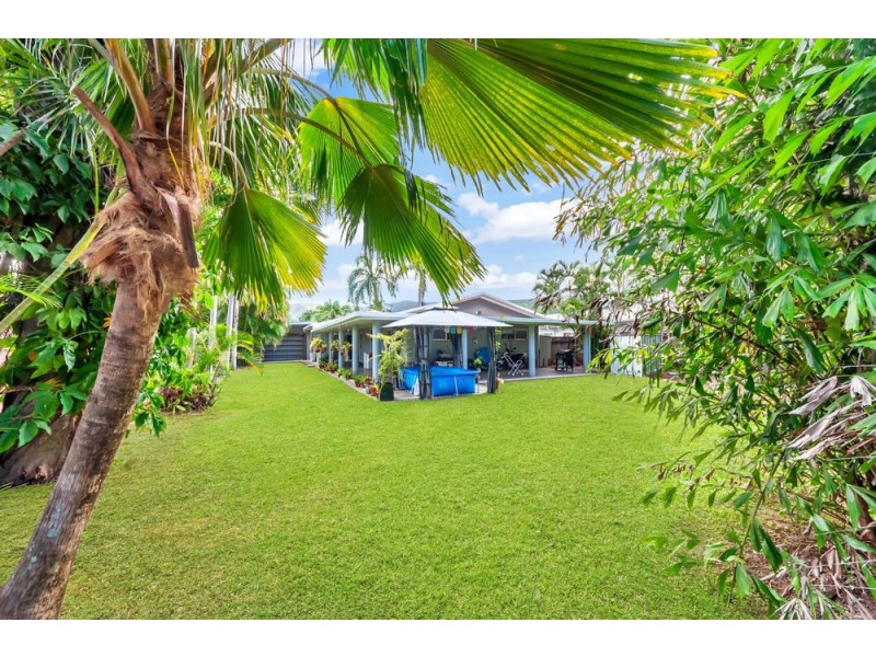 8 Coogee Close, Kewarra Beach QLD 4879