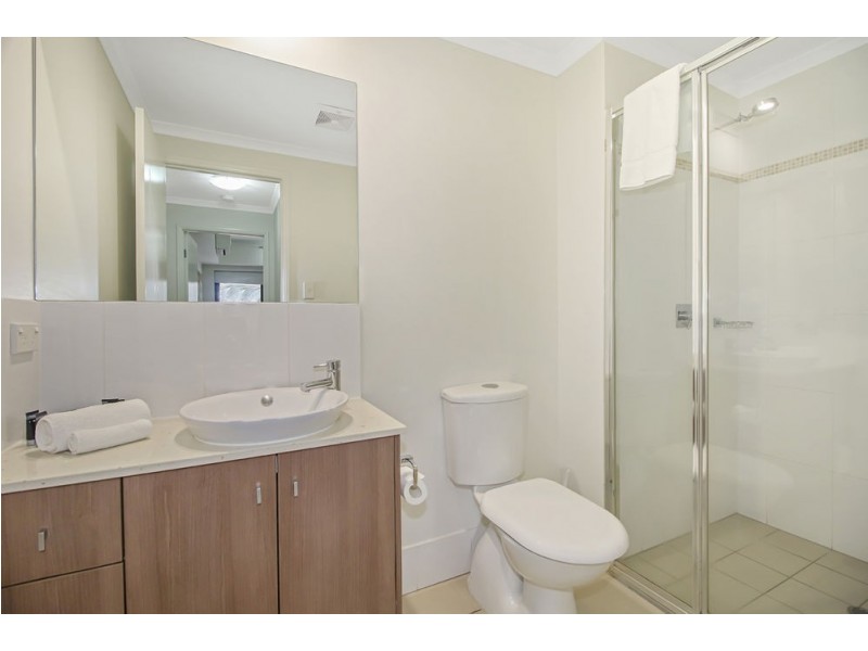 210/2 Oliva Street, Palm Cove QLD 4879