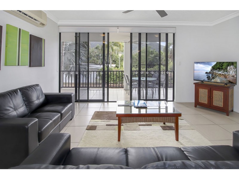 210/2 Oliva Street, Palm Cove QLD 4879