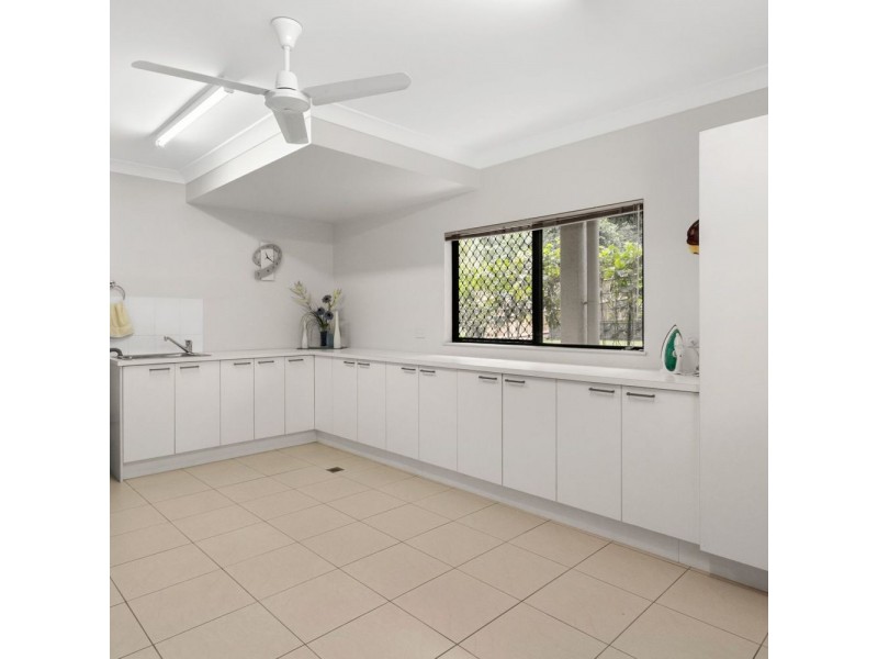 9 Pilosa Street, Redlynch QLD 4870